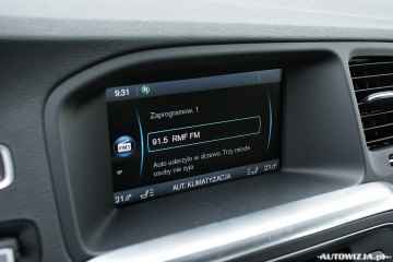 Ekran multimedialny w Volvo S60