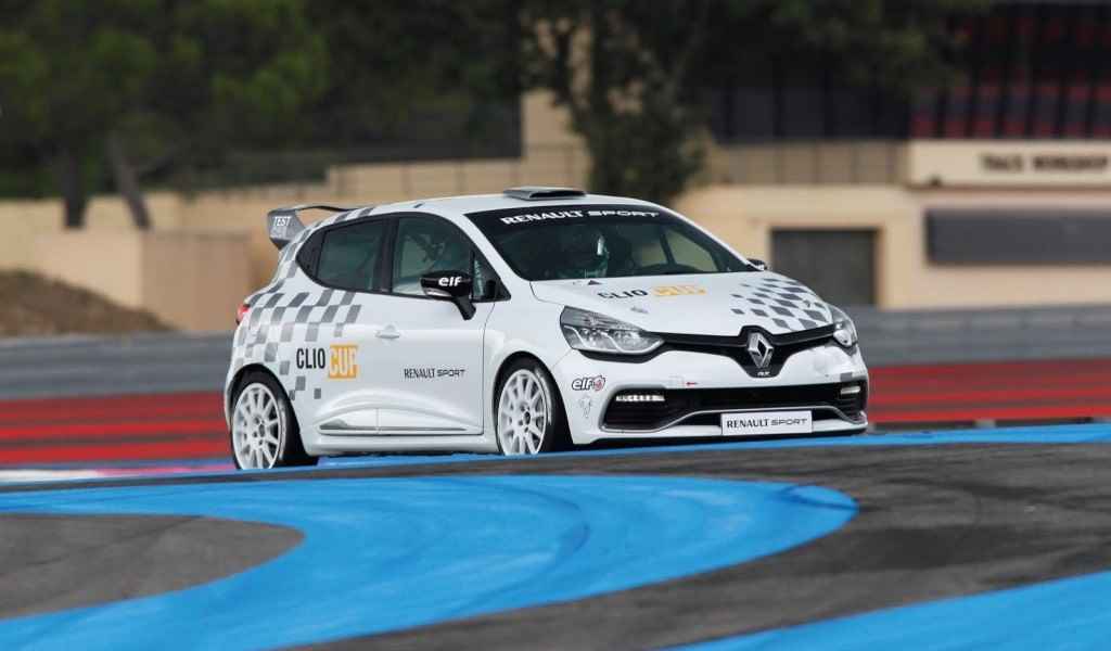 Renault Clio IV Cup