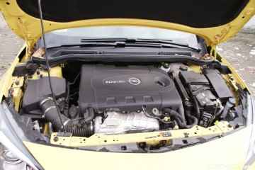Opel Astra GTC 2.0 CDTI 165