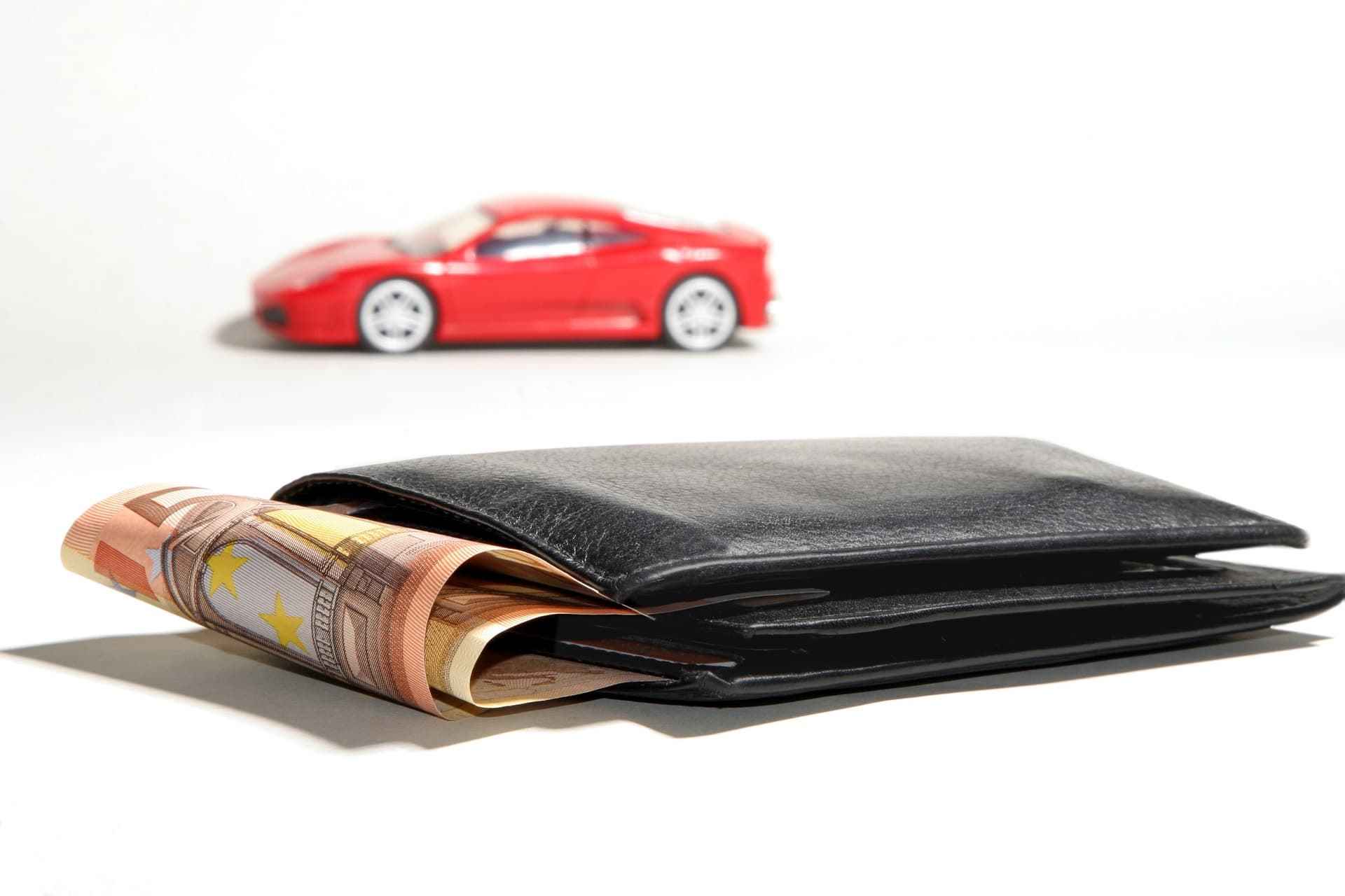 Najwięcej pieniędzy wydajesz na samochód? 4 sposoby, aby