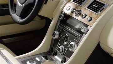 Aston Martin Rapide - cena