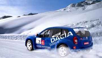 Dacia Duster w zimowej scenerii