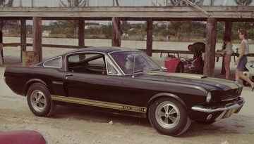 Ford Mustang Shelby od Classic Recreations