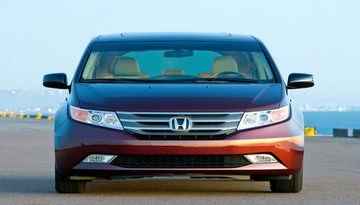 Honda Odyssey (2012) - rodzinna alternatywa