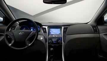Nowy Hyundai Sonata Hybrid - 2 baki i 3651 km