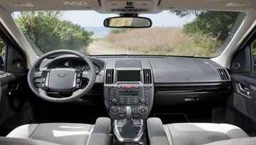 Land Rover Freelander 2 z nowym silnikiem