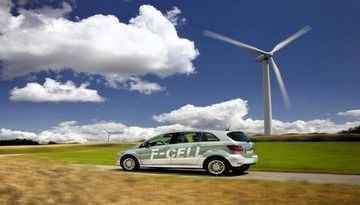 Mercedes F-Cell wyrusza w podróż dookoła świata