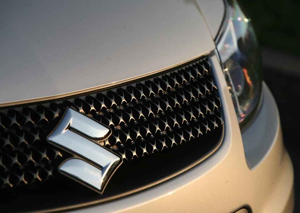 Suzuki poszerza gamę modelu SX4 AUTOWIZJA.pl Motoryzacja